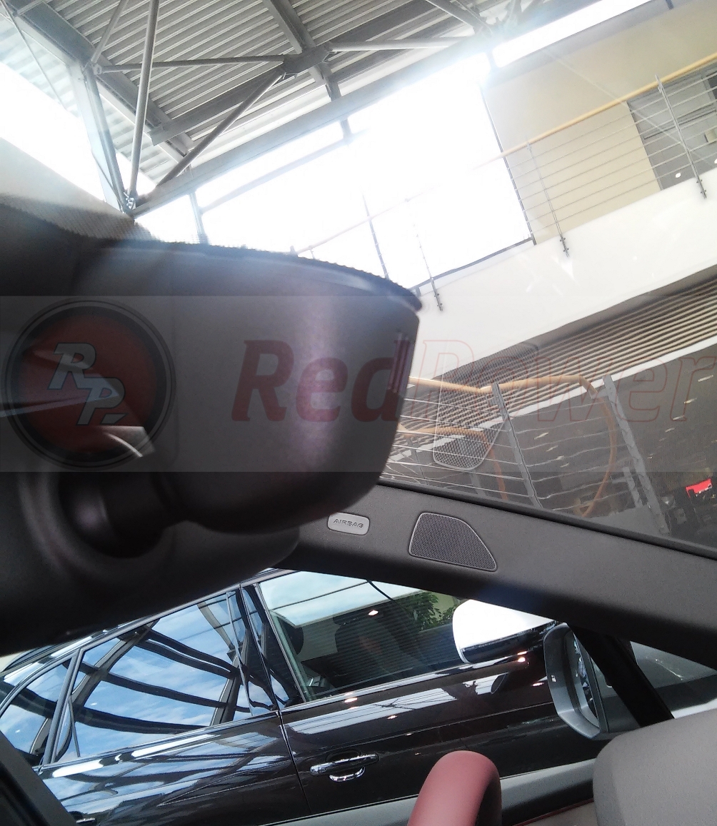 3.Штатный видеорегистратор Redpower DVR-AUD-N чёрный (Audi 2011+)