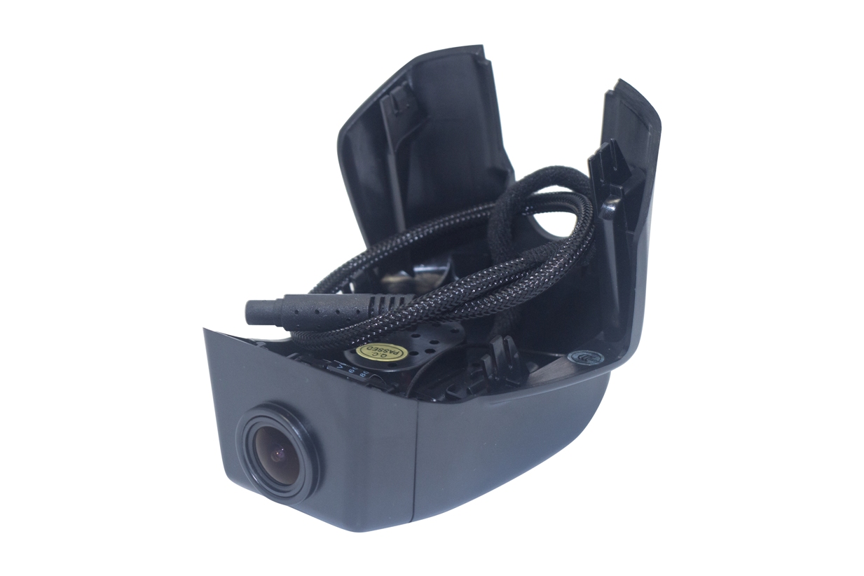 1.Штатный видеорегистратор Redpower DVR-VOL3-N (Volvo XC90 2015+)